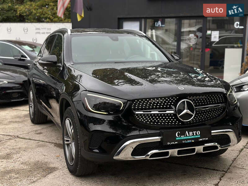 Mercedes-Benz GLC-Class 2020