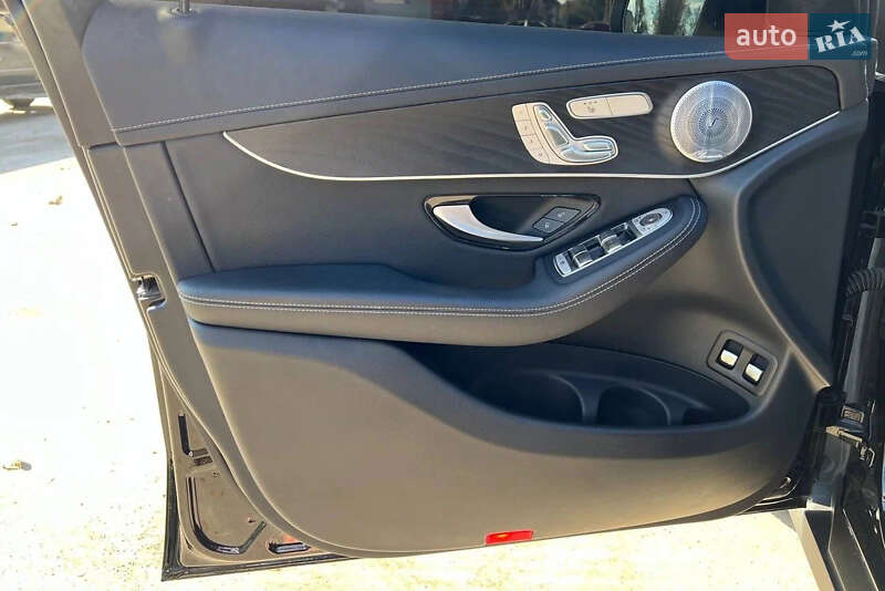 Внедорожник / Кроссовер Mercedes-Benz GLC-Class 2020 в Киеве