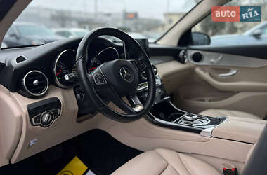 Внедорожник / Кроссовер Mercedes-Benz GLC-Class 2017 в 