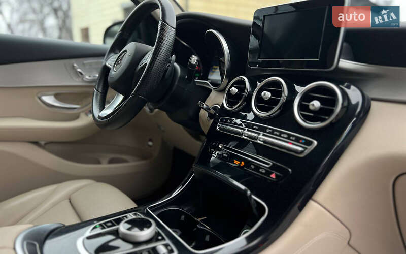 Позашляховик / Кросовер Mercedes-Benz GLC-Class 2017 в Івано-Франківську