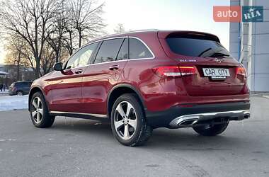 Внедорожник / Кроссовер Mercedes-Benz GLC-Class 2016 в Киеве