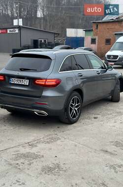 Внедорожник / Кроссовер Mercedes-Benz GLC-Class 2017 в 