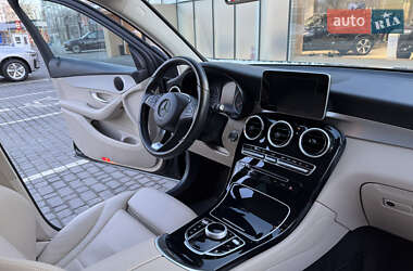 Внедорожник / Кроссовер Mercedes-Benz GLC-Class 2016 в 