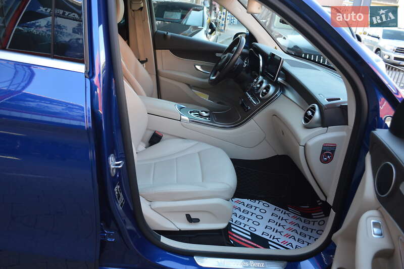 Внедорожник / Кроссовер Mercedes-Benz GLC-Class 2018 в Львове