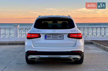 Позашляховик / Кросовер Mercedes-Benz GLC-Class 2017 в 