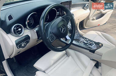 Внедорожник / Кроссовер Mercedes-Benz GLC-Class 2017 в 