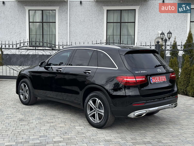 Внедорожник / Кроссовер Mercedes-Benz GLC-Class 2019 в Киеве