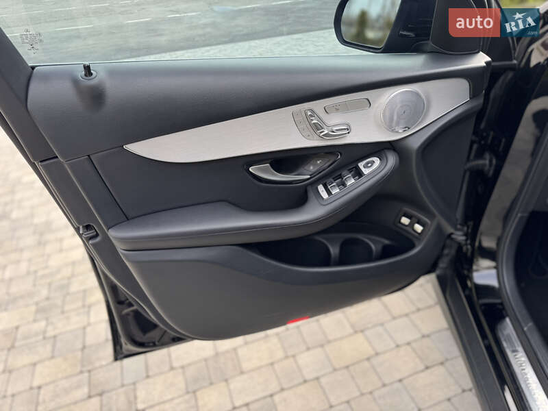 Внедорожник / Кроссовер Mercedes-Benz GLC-Class 2019 в Киеве