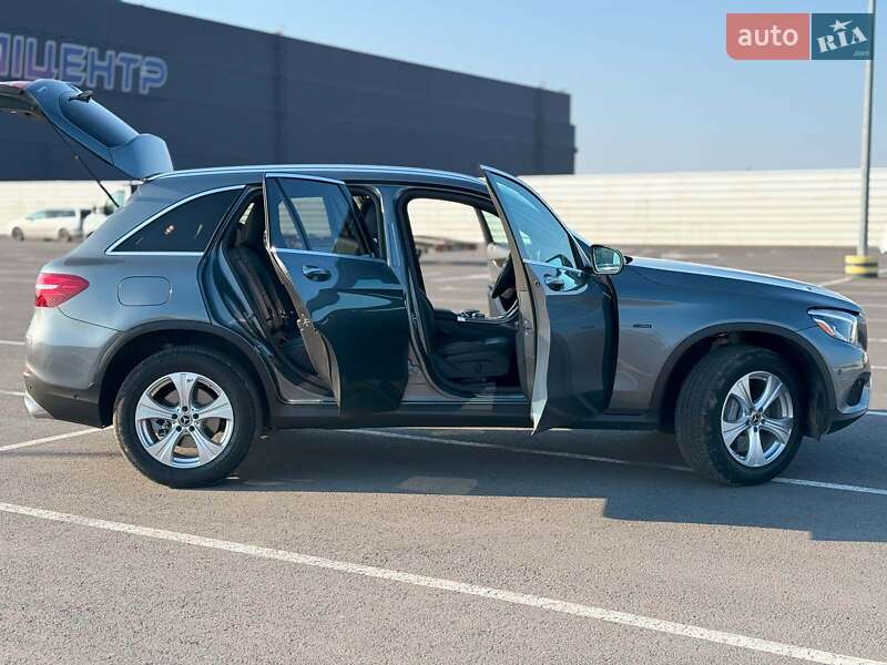 Внедорожник / Кроссовер Mercedes-Benz GLC-Class 2018 в Львове