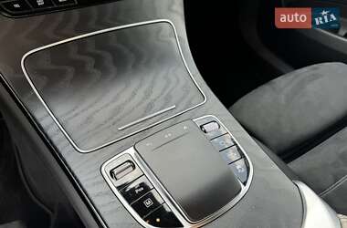 Внедорожник / Кроссовер Mercedes-Benz GLC-Class 2022 в 