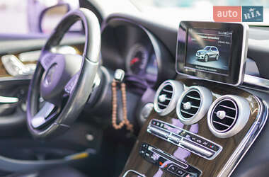 Позашляховик / Кросовер Mercedes-Benz GLC-Class 2015 в 