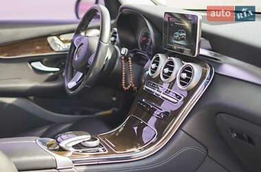 Позашляховик / Кросовер Mercedes-Benz GLC-Class 2015 в 