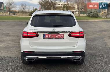 Внедорожник / Кроссовер Mercedes-Benz GLC-Class 2018 в 