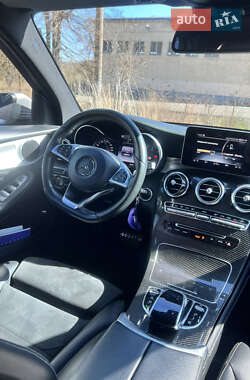 Внедорожник / Кроссовер Mercedes-Benz GLC-Class 2017 в 