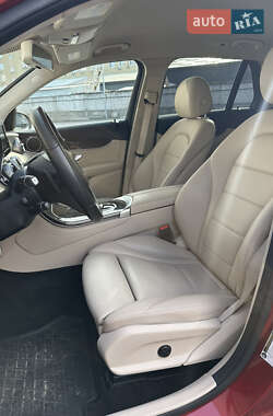 Позашляховик / Кросовер Mercedes-Benz GLC-Class 2019 в 
