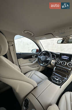 Позашляховик / Кросовер Mercedes-Benz GLC-Class 2019 в 