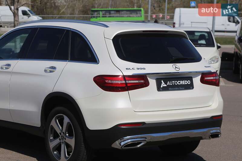 Позашляховик / Кросовер Mercedes-Benz GLC-Class 2020 в Києві