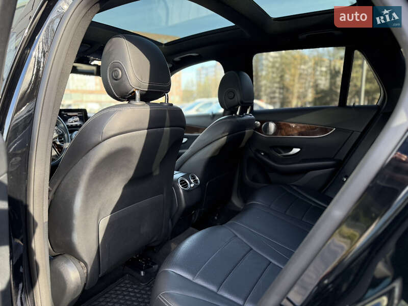 Внедорожник / Кроссовер Mercedes-Benz GLC-Class 2016 в Львове