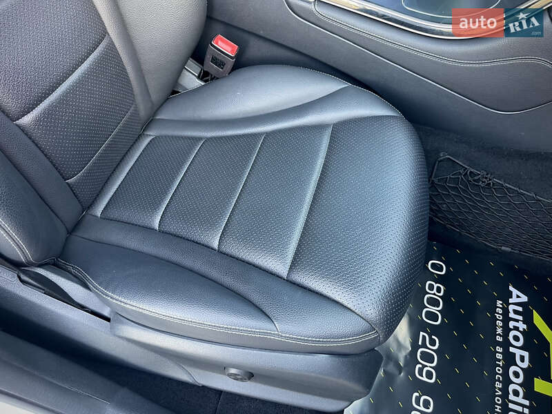 Позашляховик / Кросовер Mercedes-Benz GLC-Class 2019 в Києві