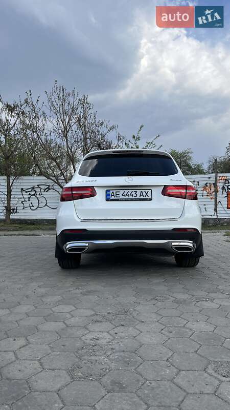 Внедорожник / Кроссовер Mercedes-Benz GLC-Class 2017 в Днепре