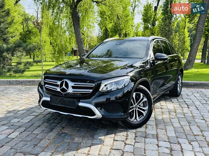 Внедорожник / Кроссовер Mercedes-Benz GLC-Class 2018 в 