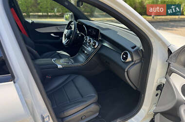 Внедорожник / Кроссовер Mercedes-Benz GLC-Class 2021 в 