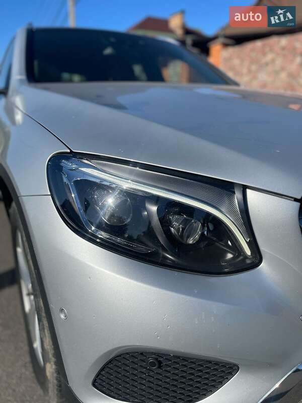 Позашляховик / Кросовер Mercedes-Benz GLC-Class 2016 в Києві