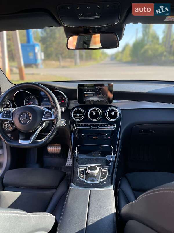 Позашляховик / Кросовер Mercedes-Benz GLC-Class 2016 в Києві