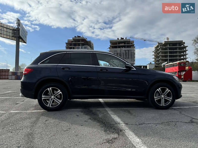 Позашляховик / Кросовер Mercedes-Benz GLC-Class 2015 в Києві