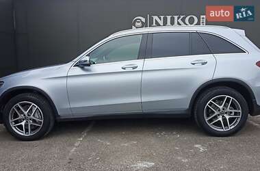 Внедорожник / Кроссовер Mercedes-Benz GLC-Class 2017 в 
