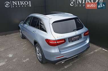 Внедорожник / Кроссовер Mercedes-Benz GLC-Class 2017 в 
