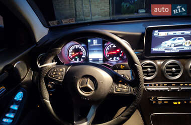 Позашляховик / Кросовер Mercedes-Benz GLC-Class 2016 в 
