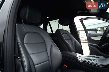 Внедорожник / Кроссовер Mercedes-Benz GLC-Class 2021 в 