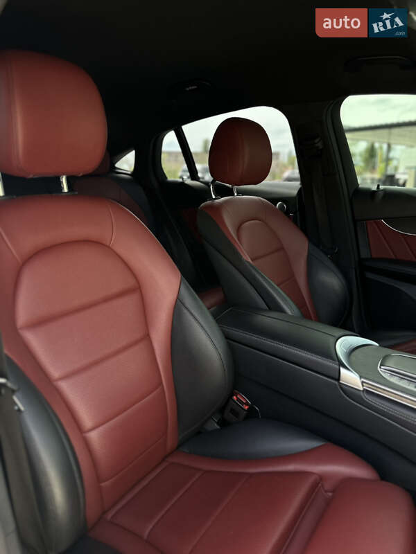 Позашляховик / Кросовер Mercedes-Benz GLC-Class 2019 в Києві