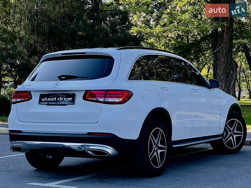 Внедорожник / Кроссовер Mercedes-Benz GLC-Class 2017 в Николаеве