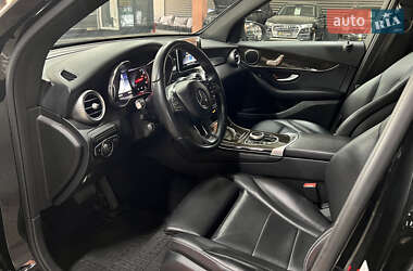 Внедорожник / Кроссовер Mercedes-Benz GLC-Class 2017 в 