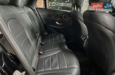 Внедорожник / Кроссовер Mercedes-Benz GLC-Class 2017 в 