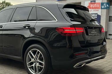 Позашляховик / Кросовер Mercedes-Benz GLC-Class 2017 в 