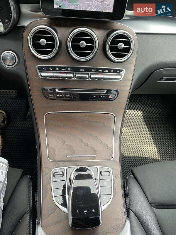 Внедорожник / Кроссовер Mercedes-Benz GLC-Class 2019 в Львове фото 17 Внедорожник / Кроссовер Mercedes-Benz GLC-Class 2019 в Львове