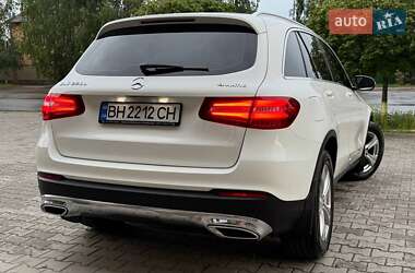 Позашляховик / Кросовер Mercedes-Benz GLC-Class 2016 в 