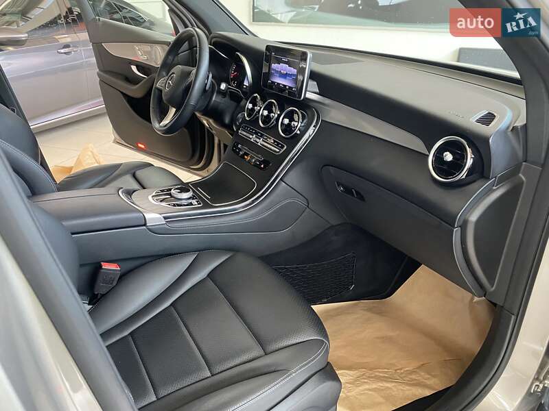 Внедорожник / Кроссовер Mercedes-Benz GLC-Class 2019 в Одессе