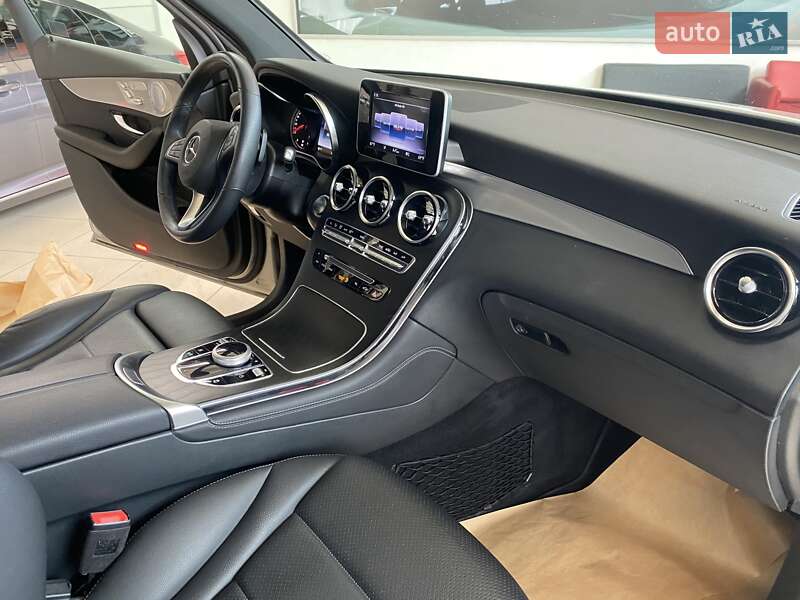 Внедорожник / Кроссовер Mercedes-Benz GLC-Class 2019 в Одессе