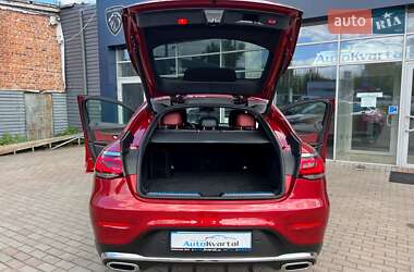Внедорожник / Кроссовер Mercedes-Benz GLC-Class 2019 в 