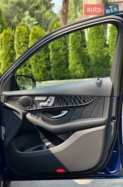 Внедорожник / Кроссовер Mercedes-Benz GLC-Class 2021 в 