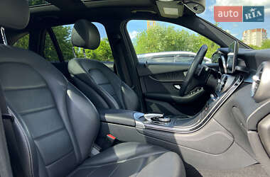 Позашляховик / Кросовер Mercedes-Benz GLC-Class 2017 в 