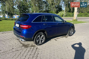 Позашляховик / Кросовер Mercedes-Benz GLC-Class 2017 в 