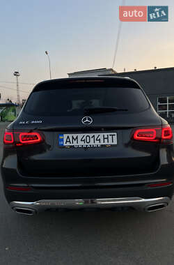 Внедорожник / Кроссовер Mercedes-Benz GLC-Class 2020 в 