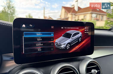 Внедорожник / Кроссовер Mercedes-Benz GLC-Class 2022 в 