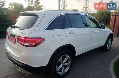 Внедорожник / Кроссовер Mercedes-Benz GLC-Class 2017 в 