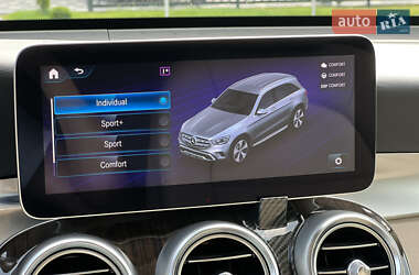 Внедорожник / Кроссовер Mercedes-Benz GLC-Class 2022 в 